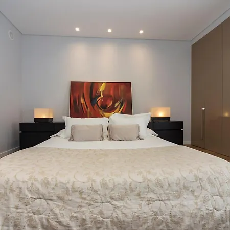 Belart Luxury With Pool Golf And Aroeira (Setubal)