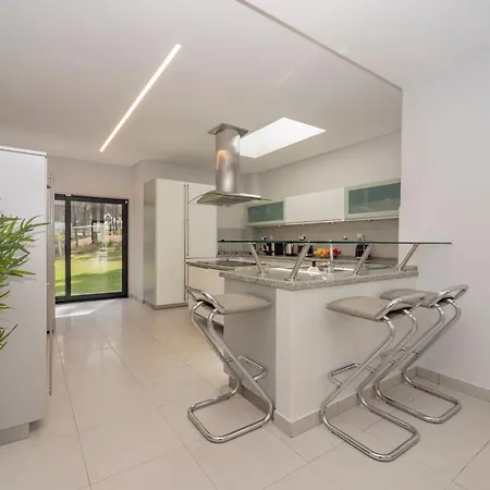 Belart Luxury With Pool Golf And Villa