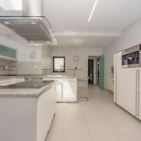 Villa Belart Luxury With Pool Golf And Aroeira (Setubal)