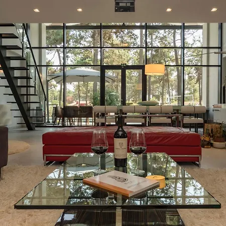 Belart Luxury Golf Villa *