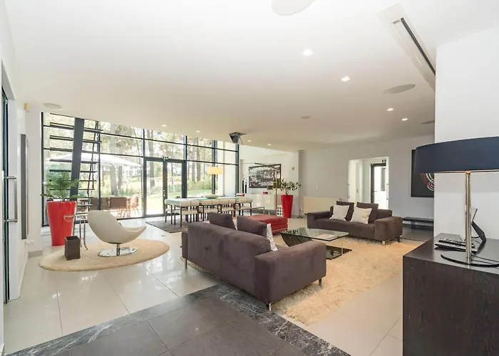 Belart Luxury With Pool Golf And